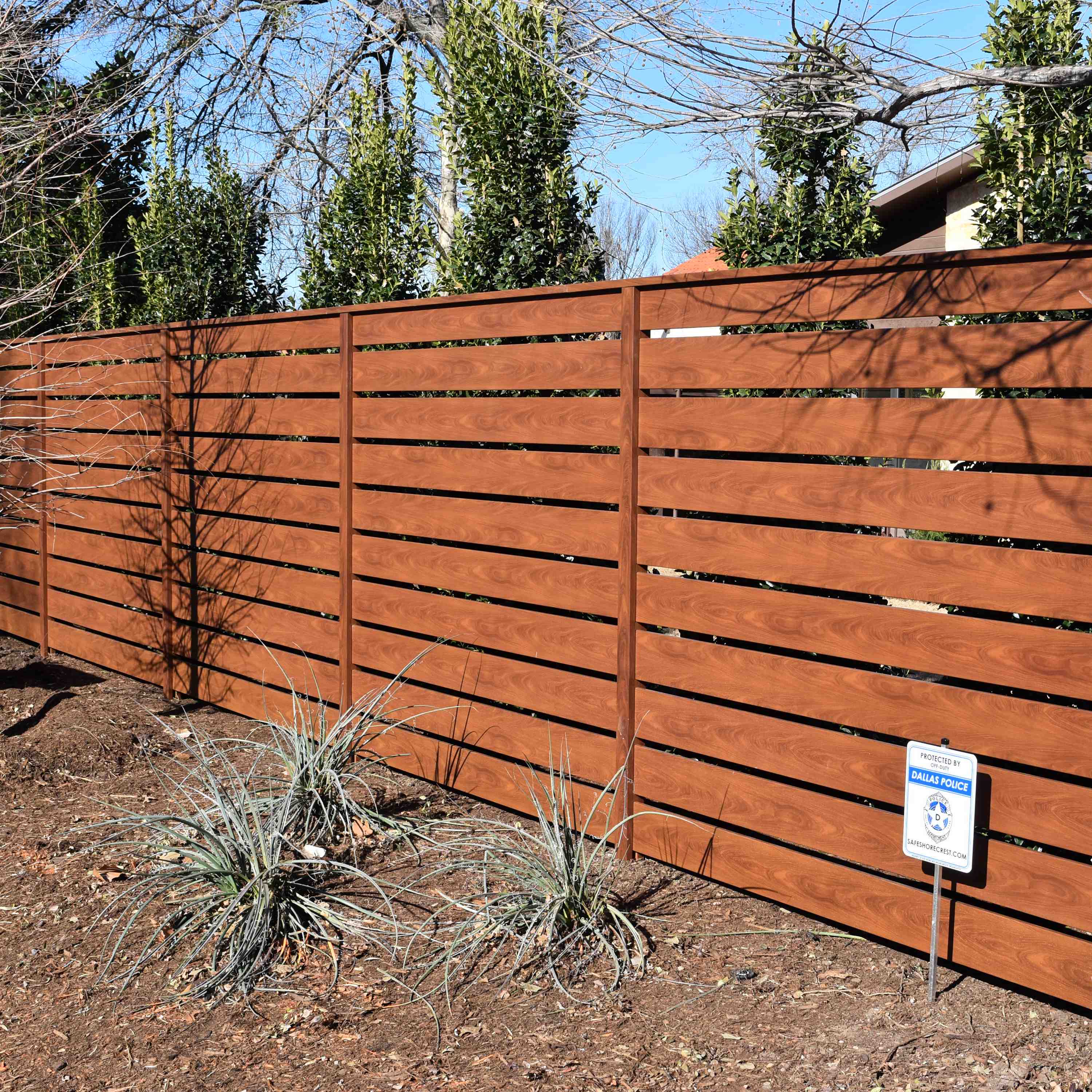 庭院围栏 木纹色板条围栏（60立柱65板条）